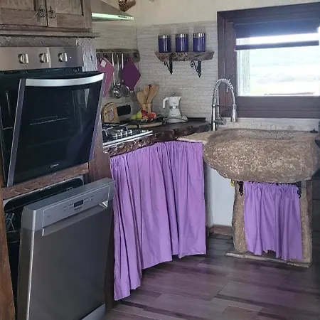 Stazzu Iris Prázdninový dům