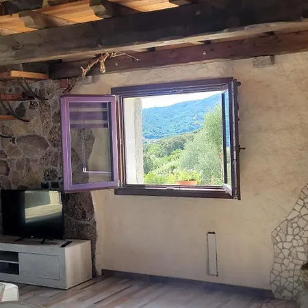 Stazzu Iris Hébergement de vacances Calangianus