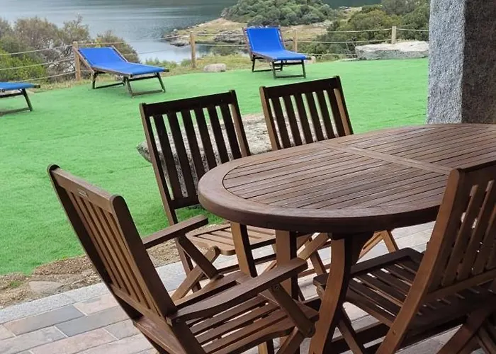 Nyaraló Stazzu Iris *