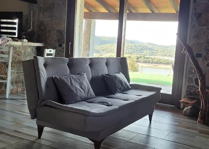 Stazzu Iris Nyaraló